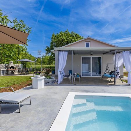 Holiday Home Villa Fenix By Interhome Zminj Экстерьер фото