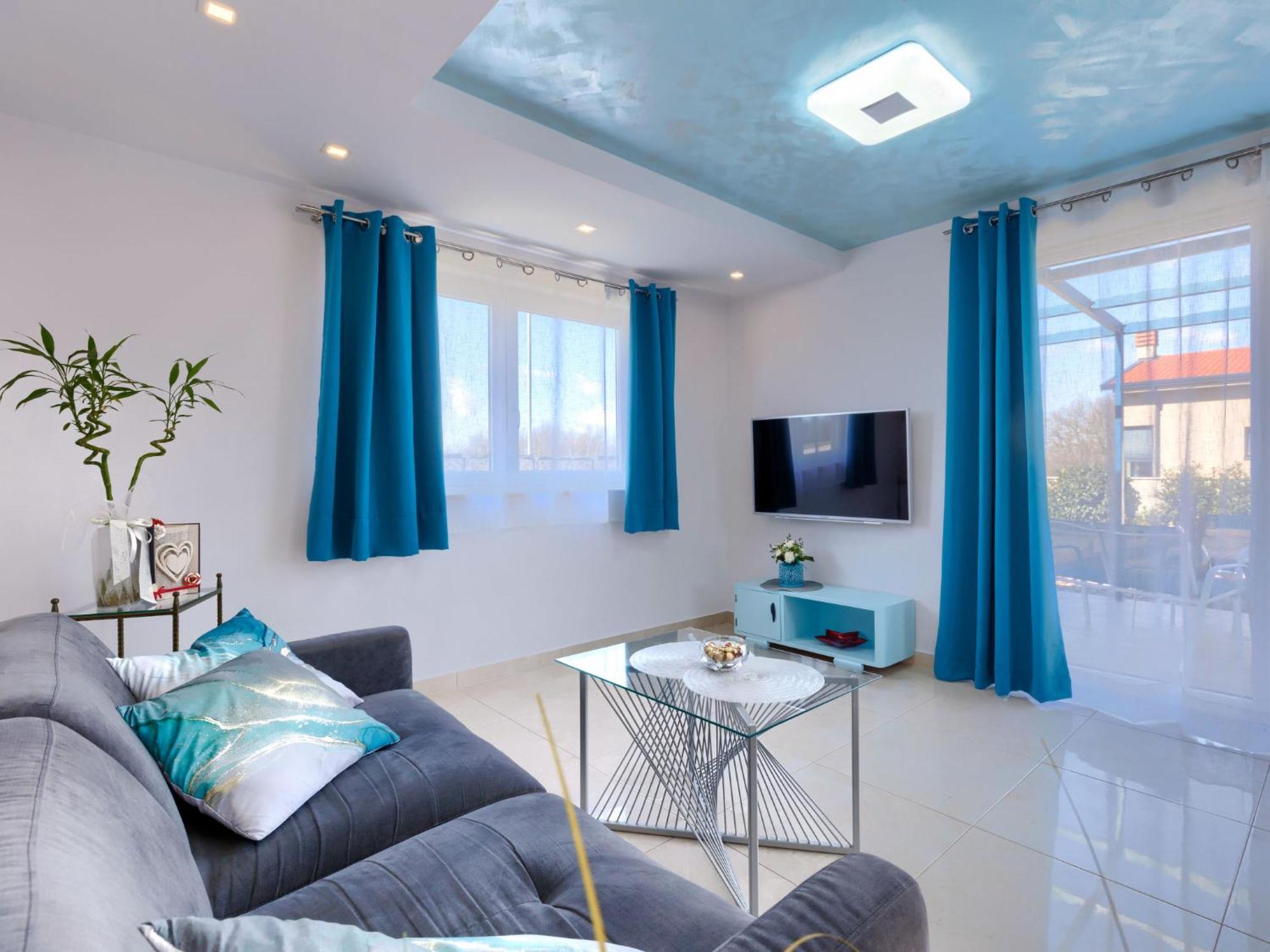 Holiday Home Villa Fenix By Interhome Zminj Экстерьер фото