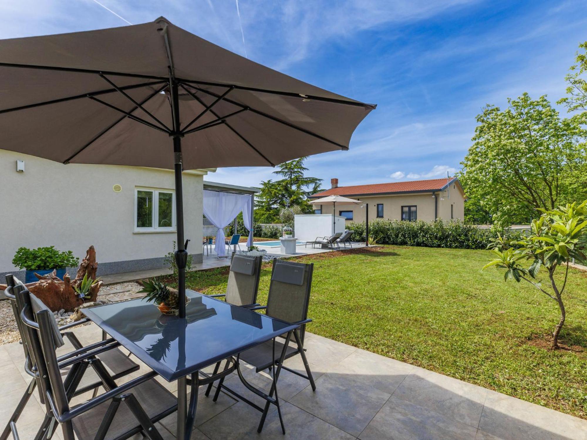Holiday Home Villa Fenix By Interhome Zminj Экстерьер фото