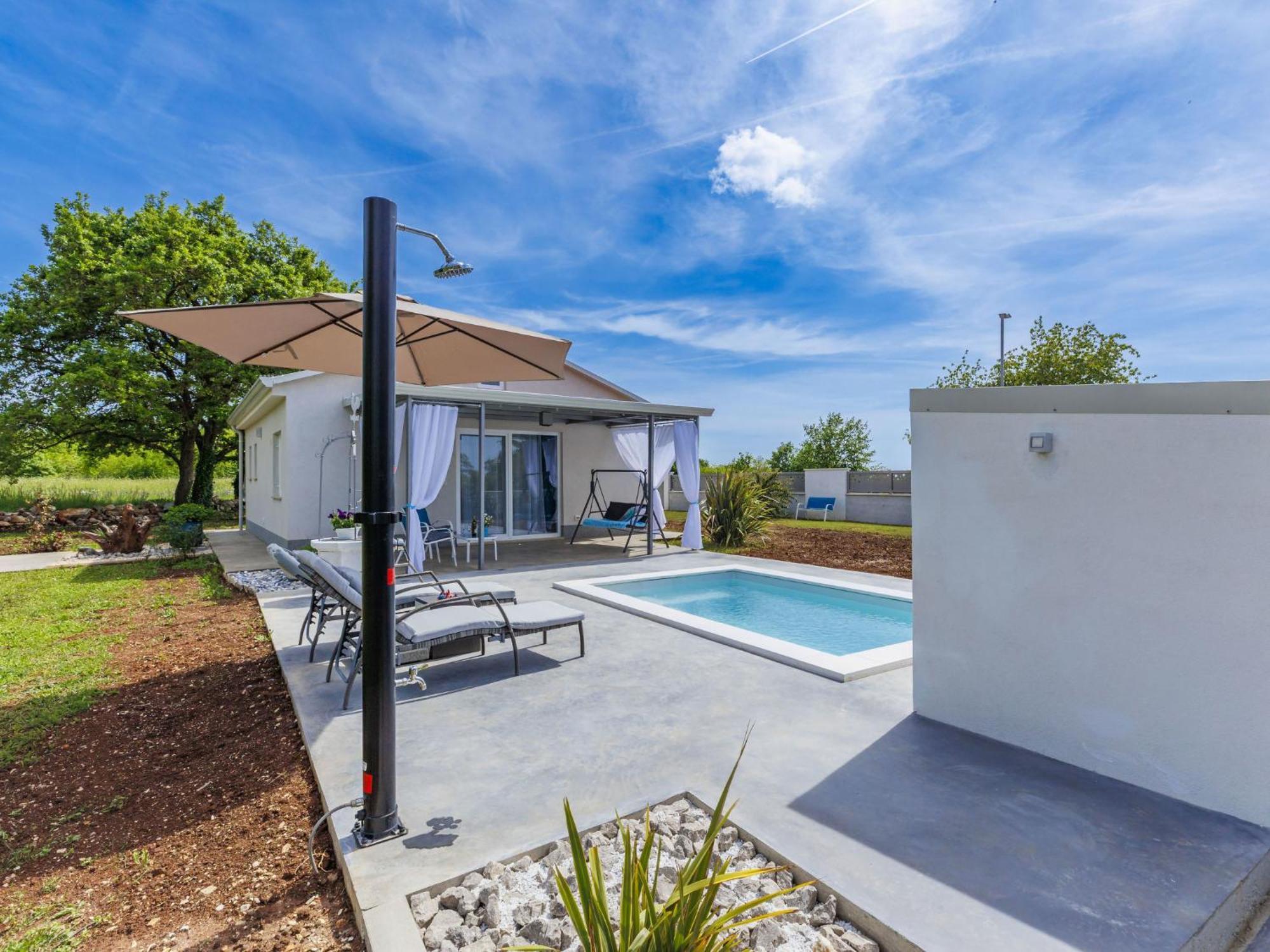 Holiday Home Villa Fenix By Interhome Zminj Экстерьер фото